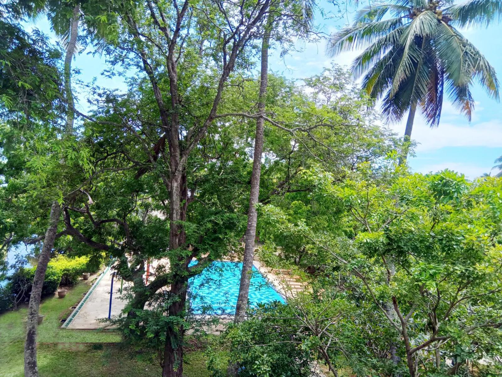 Jade Green Hotel Hambantota Esterno foto